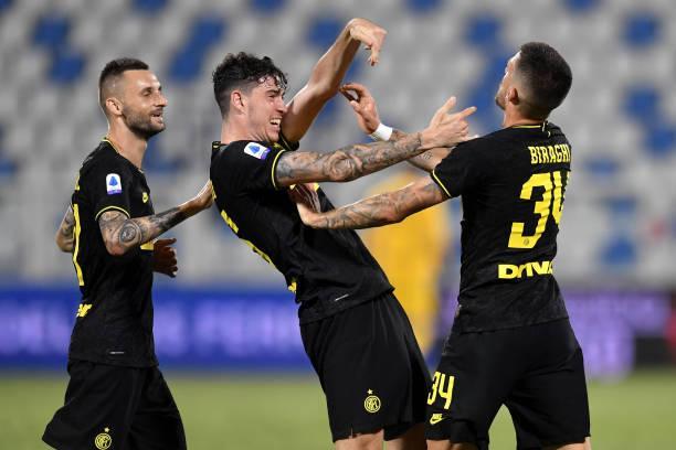  意甲争四悬念再起，罗马力克拉齐奥  